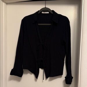 Abercrombie & Fitch Black Tie-Front Blouse